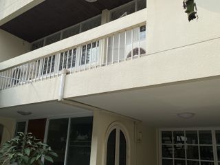 出租 3 卧室 联排别墅 在 Watthana, 曼谷