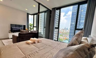 For rent 1 bed condo in Huai Khwang, Bangkok