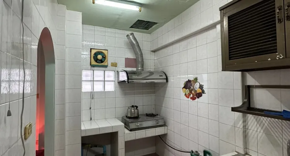 For sale 3 bedrooms townhouse in Thon Buri, Bangkok