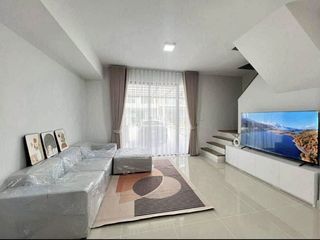 Haus zur Miete mit 3 Zimmer in Bang Phli, Samut Prakan