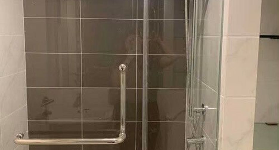For sale 1 bed condo in Khlong Toei, Bangkok