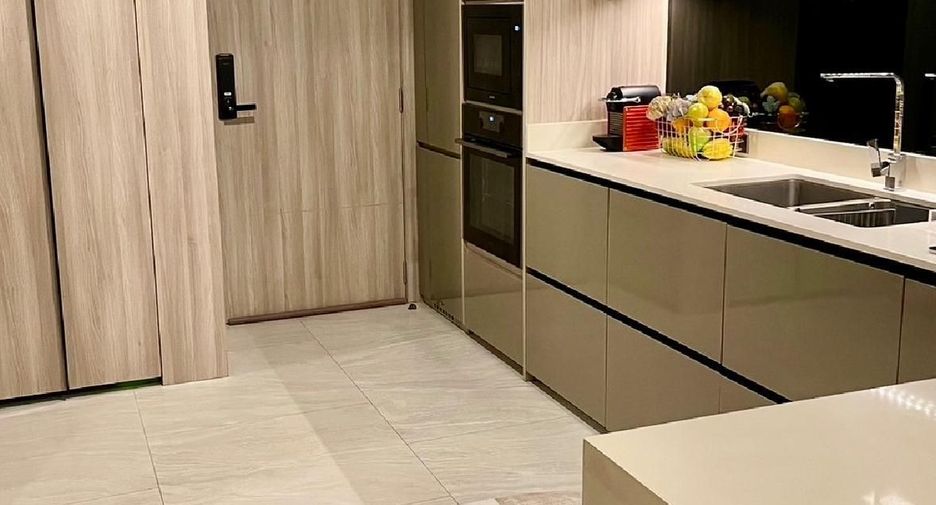 Condo en alquiler de 2 habitaciones en Watthana, Bangkok