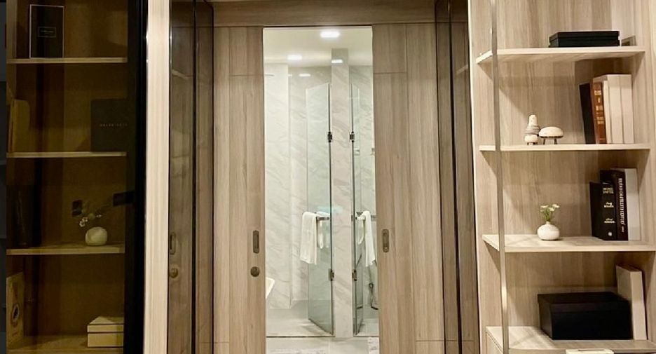 Condo en alquiler de 2 habitaciones en Watthana, Bangkok