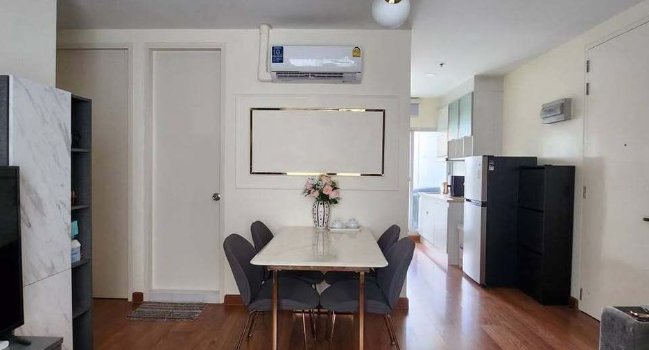 For rent 2 bedrooms condo in Thon Buri, Bangkok