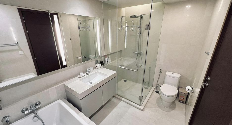 For rent 1 bed condo in Watthana, Bangkok
