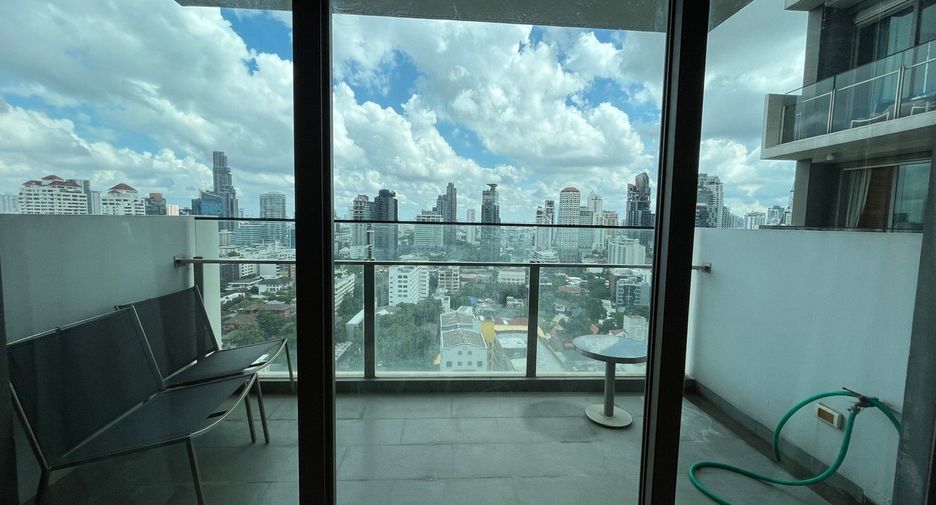 Wohnung zur Miete mit 2 Zimmer in Khlong Toei, Bangkok