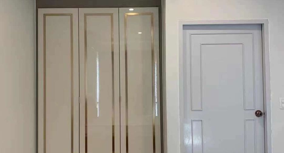 For rent 2 bedrooms condo in Bang Na, Bangkok