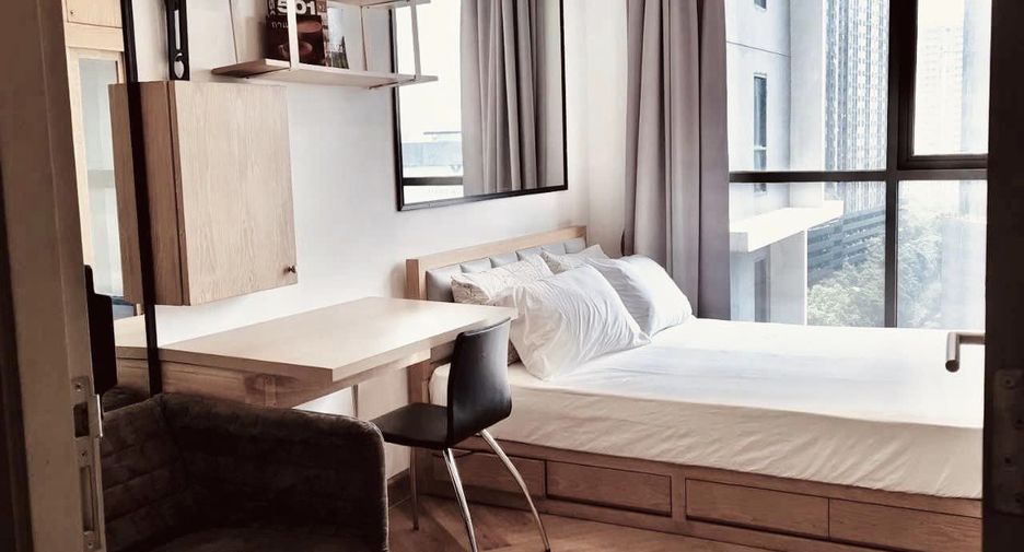 For rent studio condo in Huai Khwang, Bangkok
