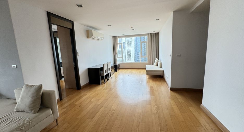 Apartment zur Miete mit 4 Zimmer in Watthana, Bangkok