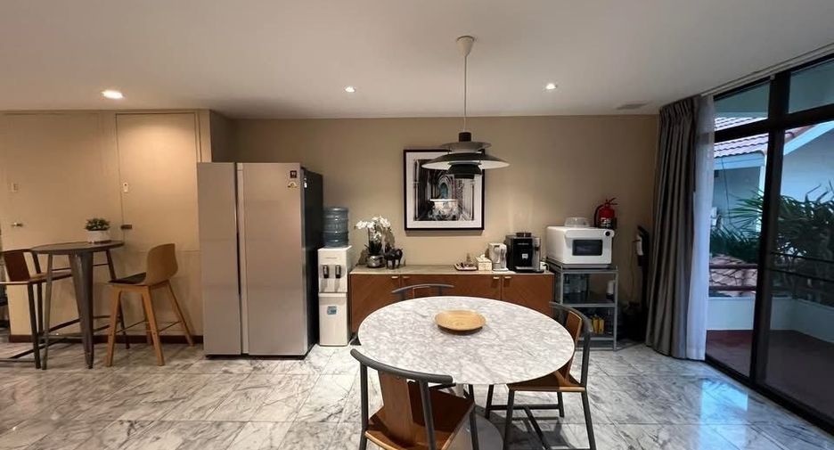 Reihenhaus zum Kauf mit 4 Zimmer in Suan Luang, Bangkok