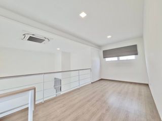 For rent 3 bedrooms townhouse in Prawet, Bangkok