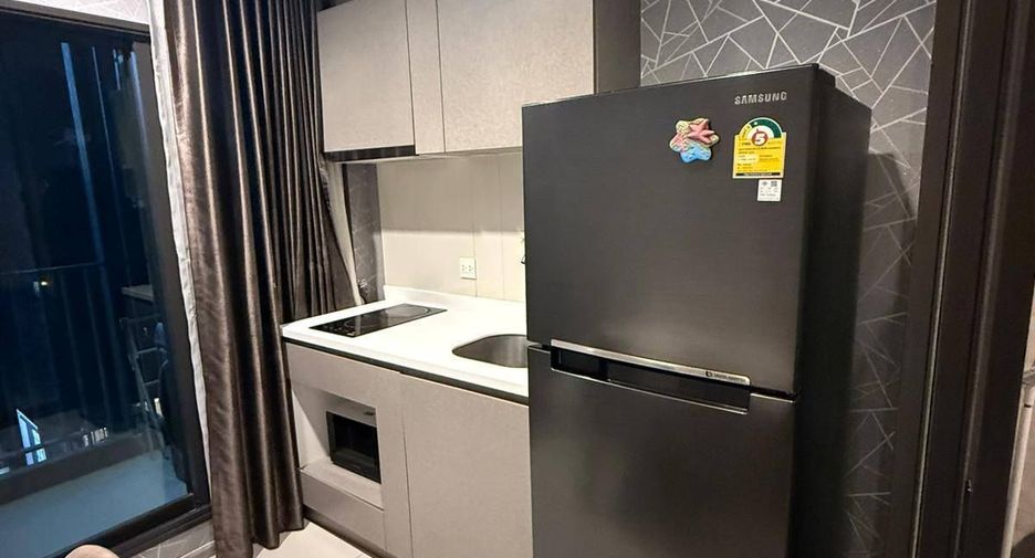 À louer 1 chambre condo à Huai Khwang, Bangkok