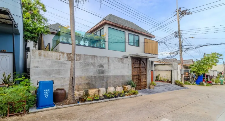 Villa zur Miete mit 5 Zimmer in Mueang Phuket, Phuket