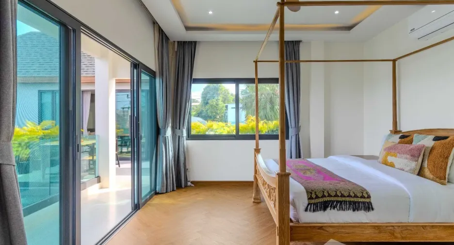 Villa zur Miete mit 5 Zimmer in Mueang Phuket, Phuket