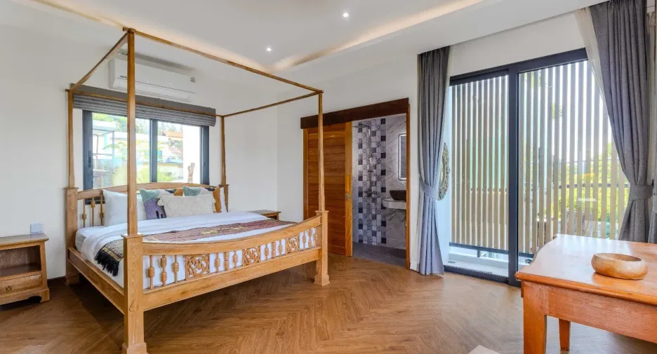 Villa zur Miete mit 5 Zimmer in Mueang Phuket, Phuket
