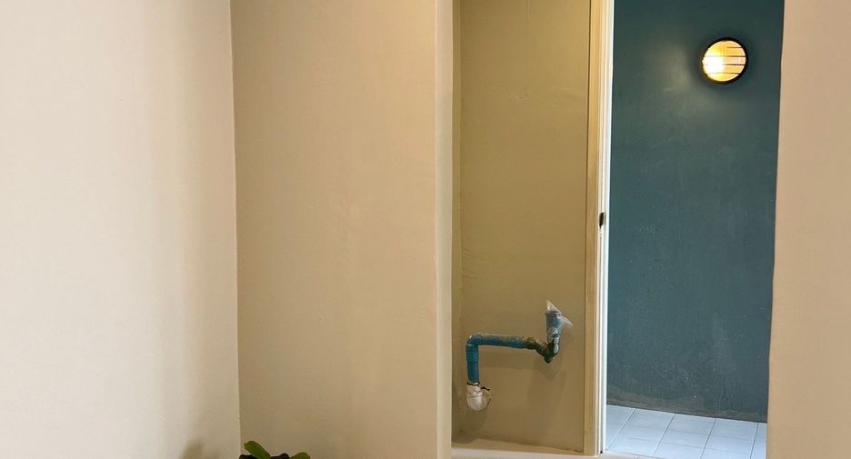 For sale 2 bedrooms condo in Yan Nawa, Bangkok