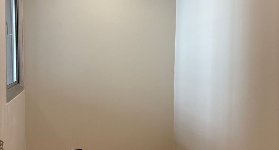 For sale 2 bedrooms condo in Yan Nawa, Bangkok