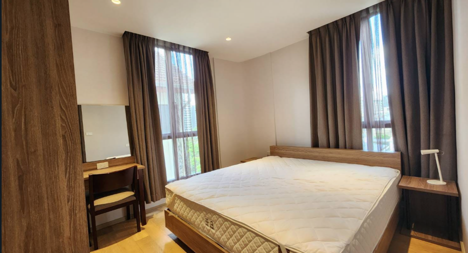 For sale 1 bed condo in Watthana, Bangkok