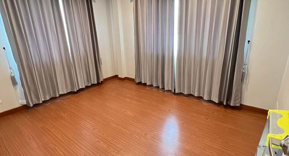 Продажа 3 спальни дом в Сан Кампаенг, Чианг Маи
