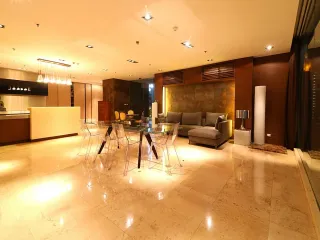 À vendre 4 chambres condo à Watthana, Bangkok