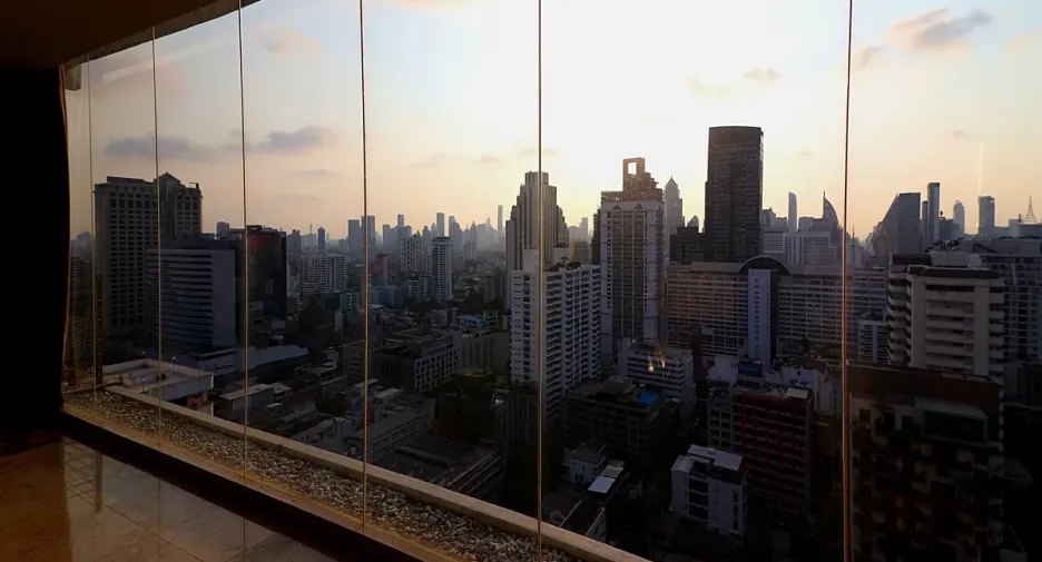 For sale 4 bedrooms condo in Watthana, Bangkok