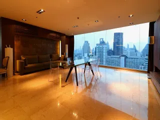 À vendre 4 chambres condo à Watthana, Bangkok
