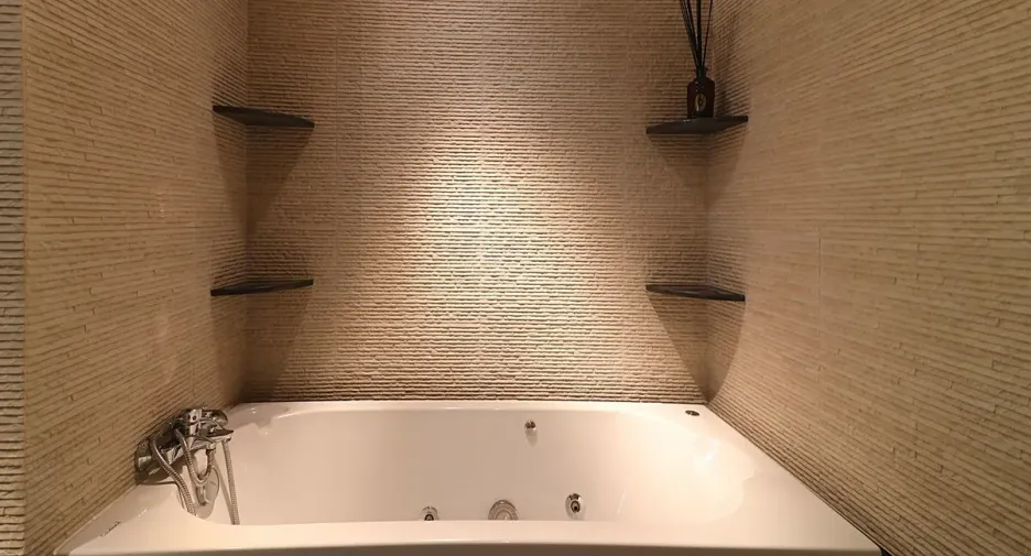 For sale 4 bedrooms condo in Watthana, Bangkok