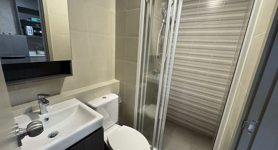 For rent スタジオ condo in Khlong Toei, Bangkok