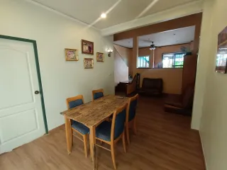 Casa adosada en venta y en alquiler de 3 habitaciones en Sai Mai, Bangkok