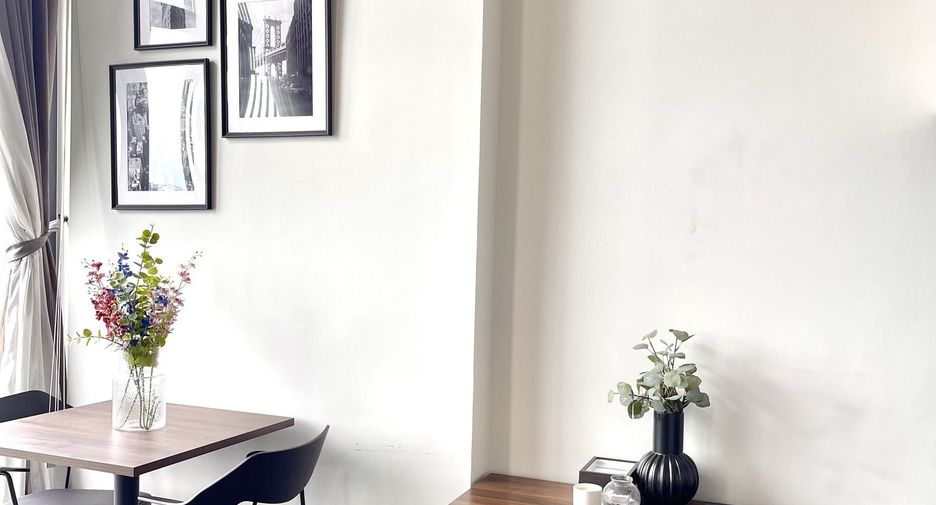 For rent 1 bed condo in Watthana, Bangkok