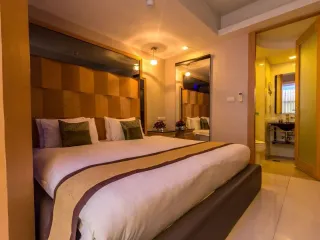 For sale 28 ベッドルーム hotel in Watthana, Bangkok