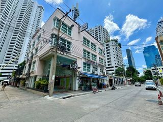For sale 28 ベッドルーム hotel in Watthana, Bangkok