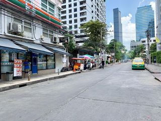 For sale 28 ベッドルーム hotel in Watthana, Bangkok