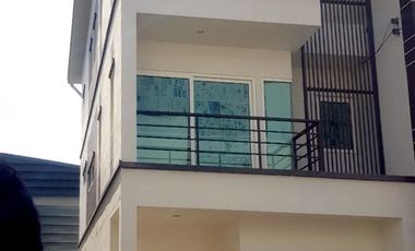 For sale 2 bedrooms townhouse in Lat Phrao, Bangkok