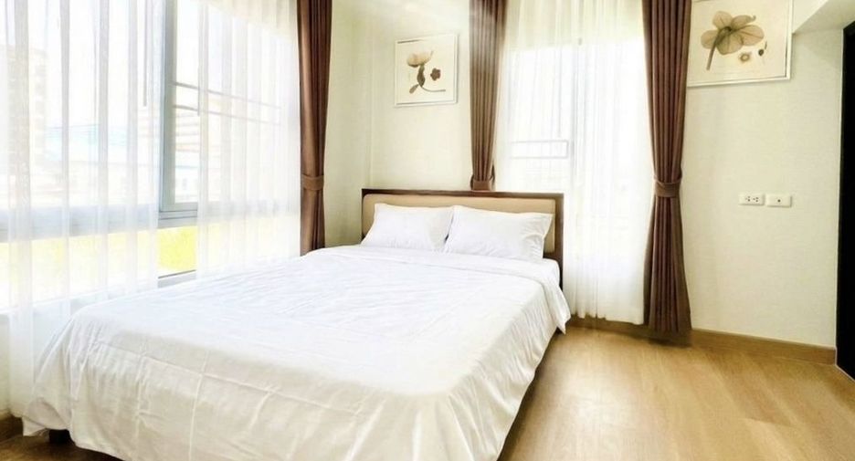 For rent 3 bedrooms townhouse in Prawet, Bangkok