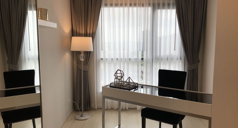 Wohnung zur Miete mit 2 Zimmer in Khlong Toei, Bangkok