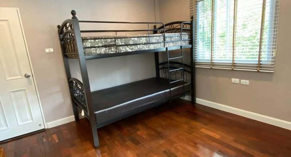 Haus zum Kauf mit 3 Zimmer in Saphan Sung, Bangkok