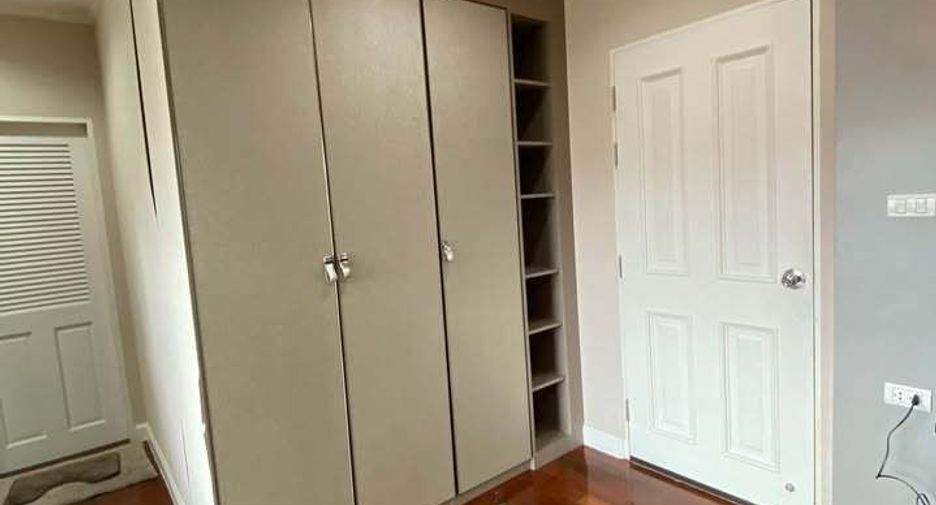 Haus zum Kauf mit 3 Zimmer in Saphan Sung, Bangkok