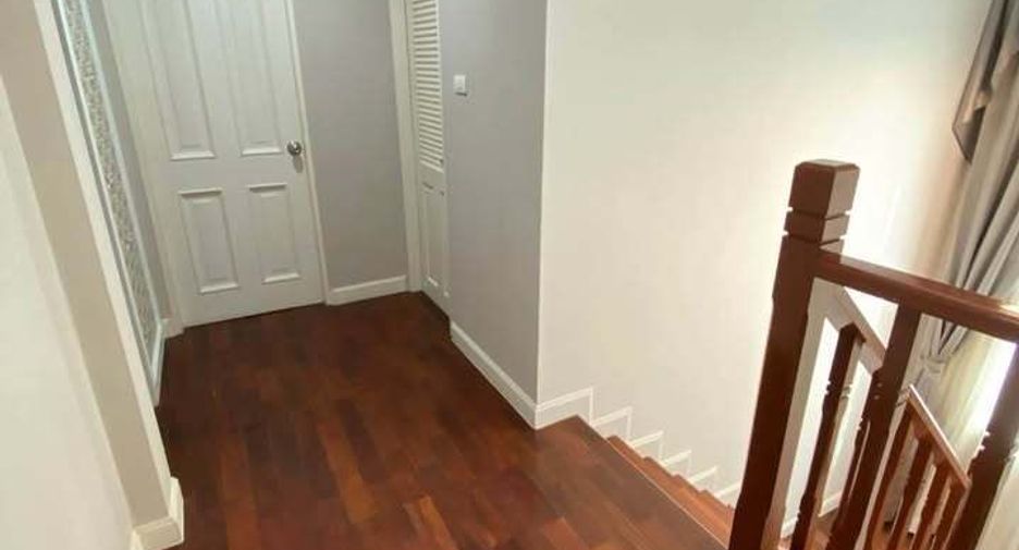 Haus zum Kauf mit 3 Zimmer in Saphan Sung, Bangkok