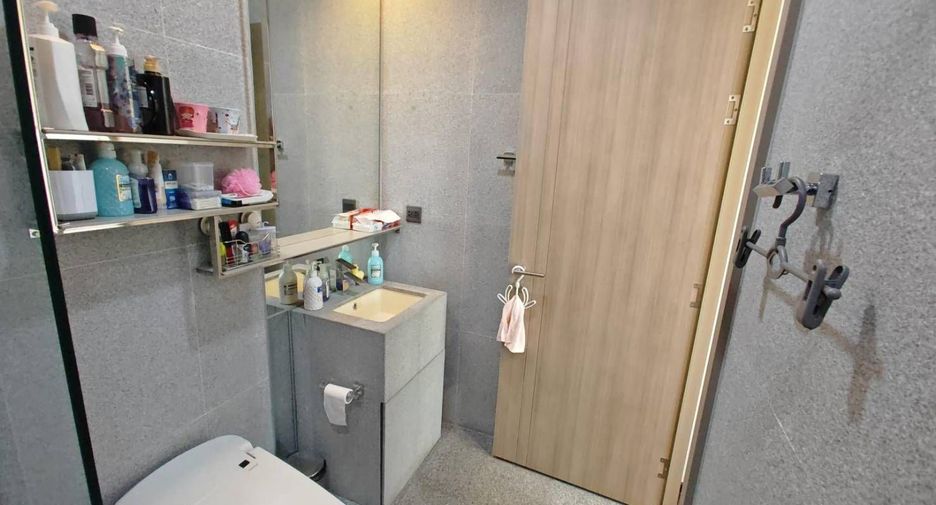 Продажа 1 кровать кондо в Патхум Щан, Бангкок