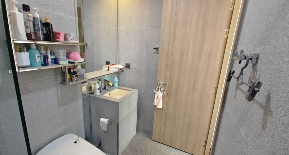Продажа 1 кровать кондо в Патхум Щан, Бангкок