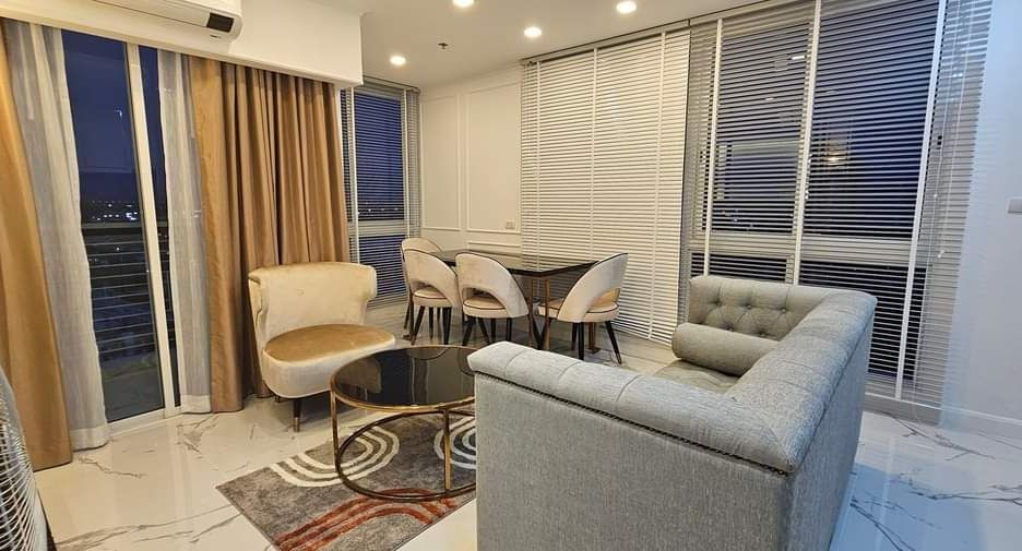 Condo en alquiler de 2 habitaciones en Bang Lamung, Chonburi
