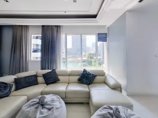 Condo en venta de 4 habitaciones en Watthana, Bangkok