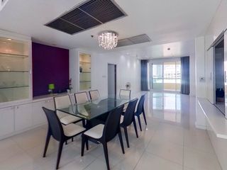 Condo en venta de 4 habitaciones en Watthana, Bangkok