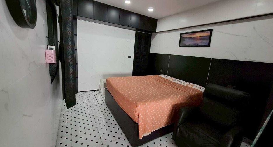 For rent 2 bedrooms condo in Bang Lamung, Chonburi