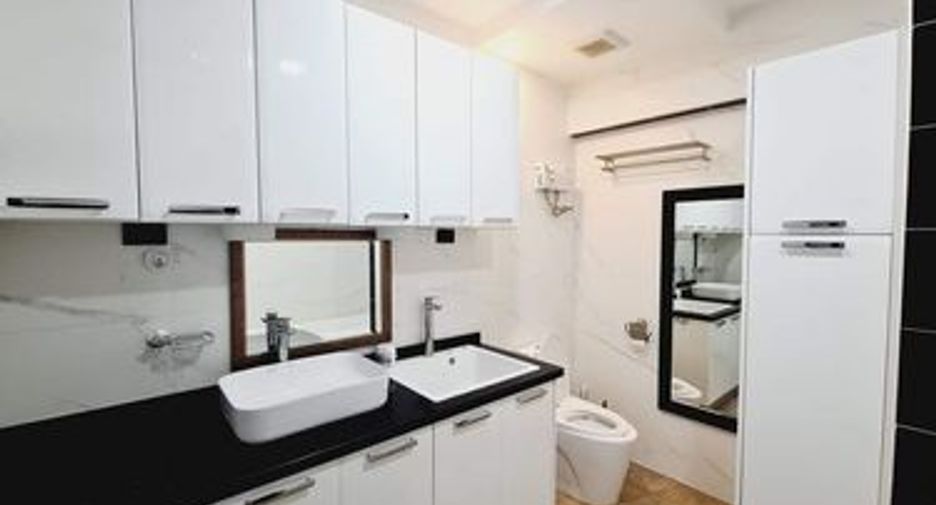 For rent 2 bedrooms condo in Bang Lamung, Chonburi