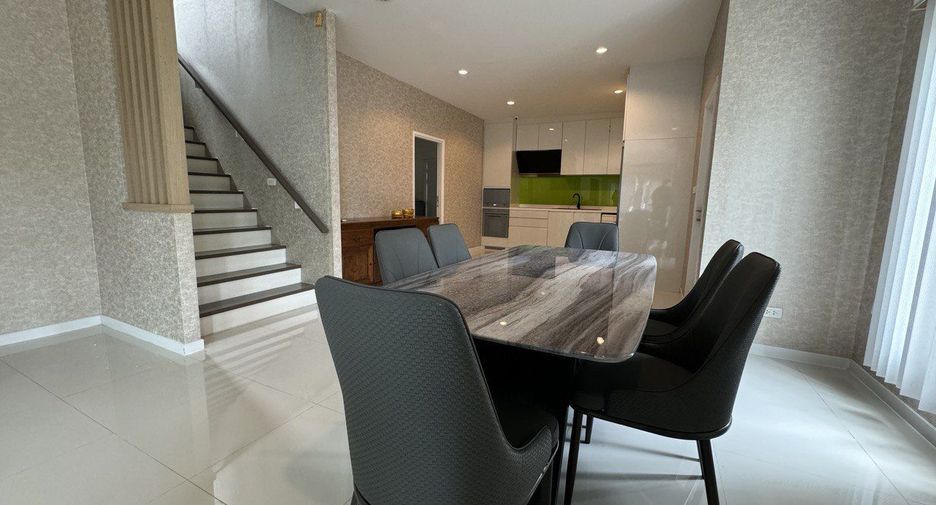 For sale 3 bedrooms house in Sai Mai, Bangkok