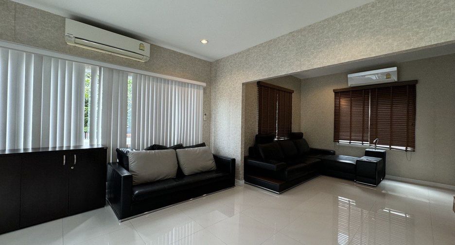 For sale 3 bedrooms house in Sai Mai, Bangkok