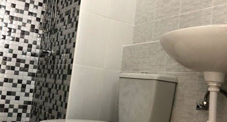 For rent 1 bed condo in Phaya Thai, Bangkok
