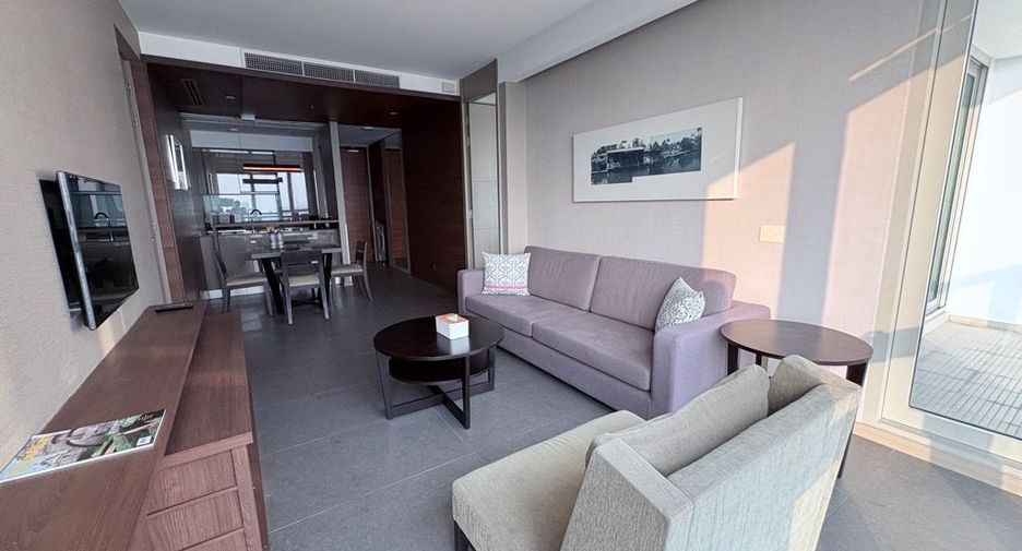For rent 2 bedrooms condo in Sathon, Bangkok